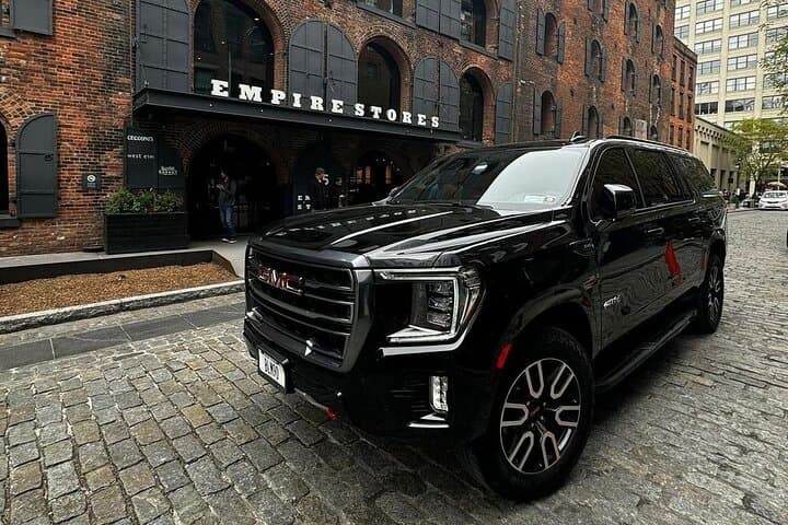 Private Black SUV Airport Transfer JFK LGA EWR to Manhattan – Executive One-Way photo 1
