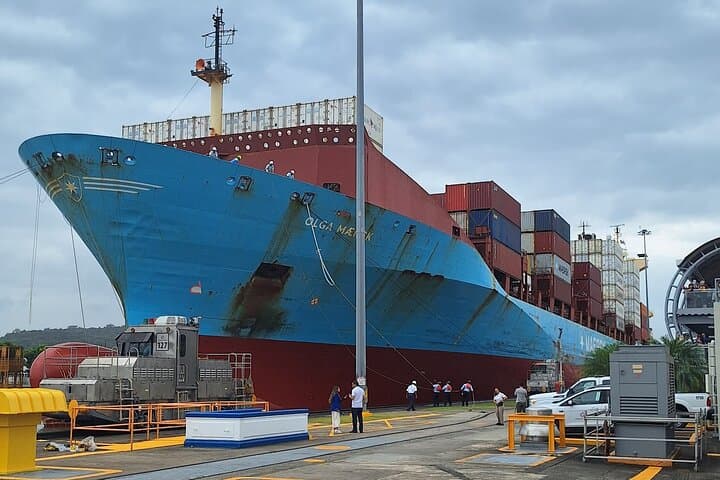 Panama Canal Private Tour — Miraflores Locks, Amador Causeway & Canal Zone photo 5