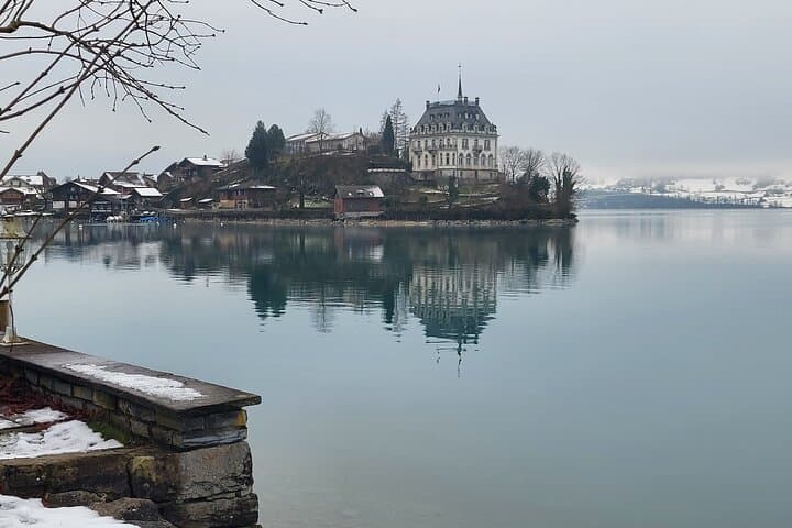 Crash Landing on You Private Tour: Lungern Lake, Giessbach Falls & Iseltwald photo 4