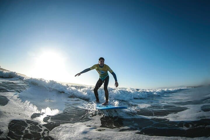 Costa da Caparica Surf Lesson: 2-Hour Beginner Surfing Near Lisbon photo 3