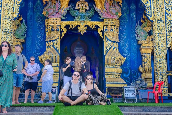 chiang-rai-white-blue-red-temples-day-trip-with-hot-spring-from-chiang-mai photo 4