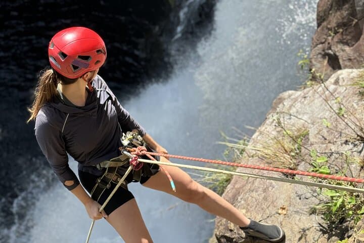 Full-Day Private Waterfall Rappelling Adventure on Hawaii’s Hamakua Coast