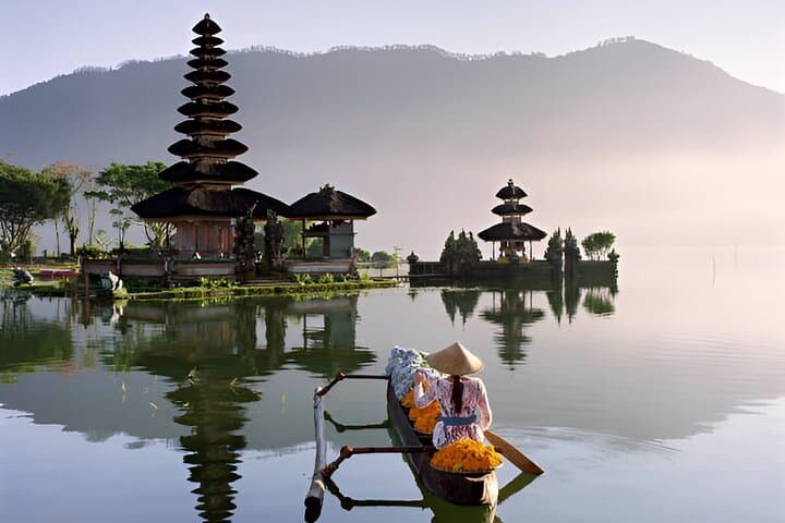 Banyumala & Bedugul Day Tour: Waterfalls, Lakes, and Rice-Terrace Views photo 1