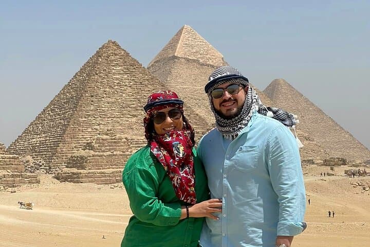 Four-Day Cairo and Luxor Tour: Pyramids, Nile Dinner Cruise & Private Egyptologist