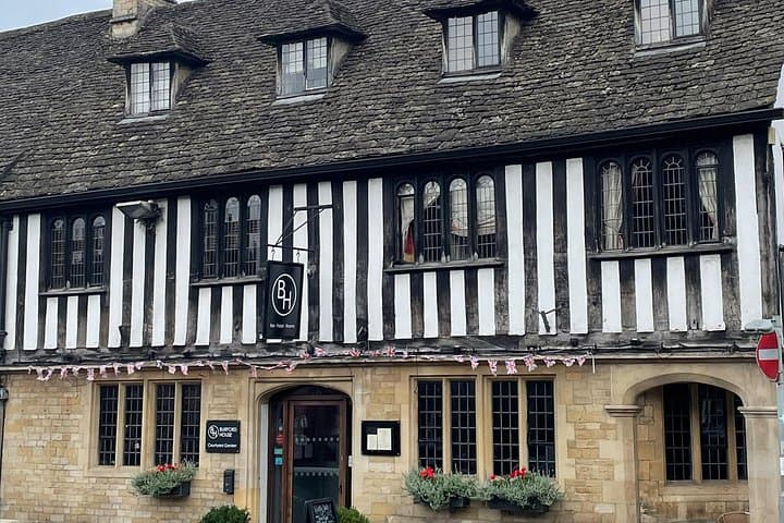 Explore Burford: Self-Guided Audio Walking Tour of the Cotswolds Market Town photo 4