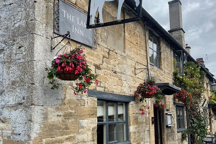 Explore Burford: Self-Guided Audio Walking Tour of the Cotswolds Market Town photo 2