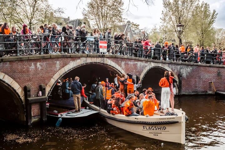 Amsterdam King's Day Canal Party: 1.5-Hour Open-Bar Boat Cruise photo 2