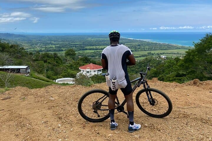 Full-Day Bike Rental in Jacó, Costa Rica — Explore Beaches, Waterfalls & Town photo 4