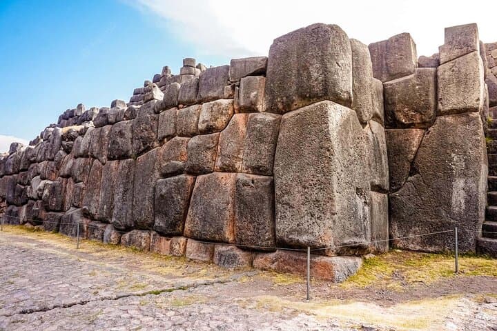 Half-Day Cusco City Tour — Qorikancha, Sacsayhuamán & Inca Engineering photo 2
