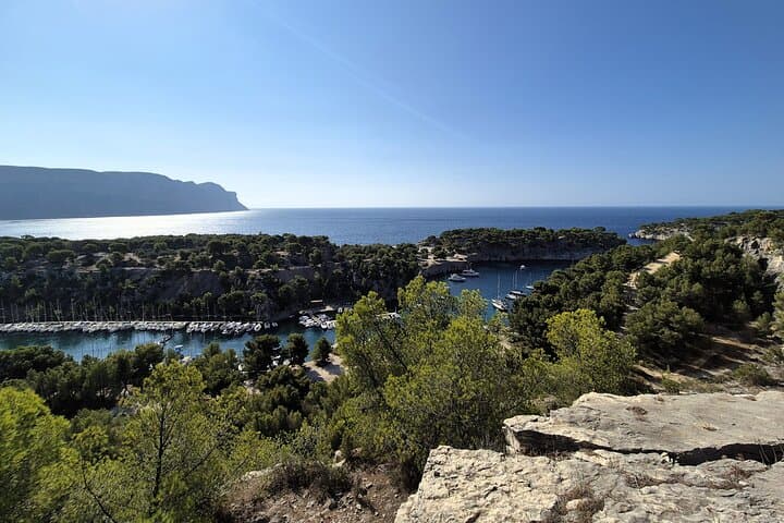 Explore the Calanques by Electric Mountain Bike: Cassis Virtual-Guide Rentals photo 5