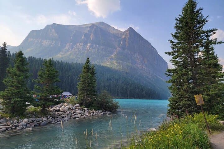Best of Banff: Moraine Lake, Lake Louise & Minnewanka Day Tour photo 4