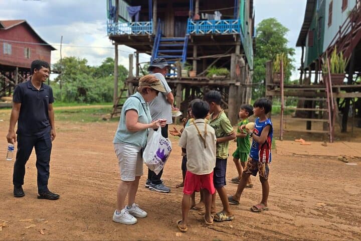 Two-Day Siem Reap: Angkor Sunrise, Floating Village & Apsara Evening photo 3