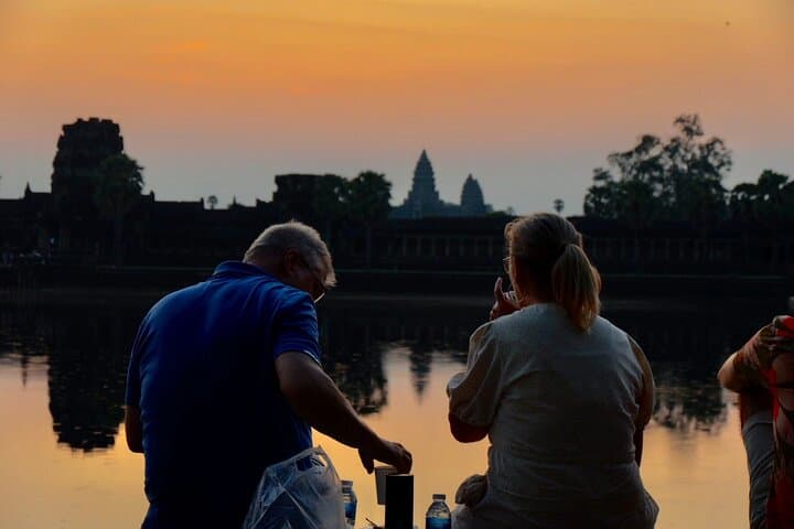 Two-Day Siem Reap: Angkor Sunrise, Floating Village & Apsara Evening photo 6