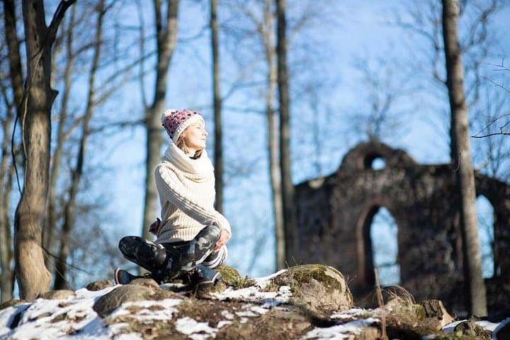 Private Winter Yoga in the Three Valleys: Glacier Rivers, Alpine Meadows & Belvedere 1650 photo 4