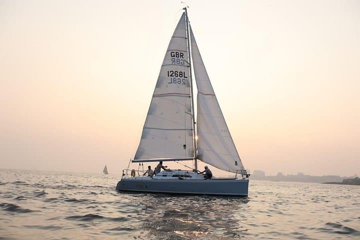 Mumbai Yacht Cruise: Sunset Sailing Past the Gateway of India photo 2
