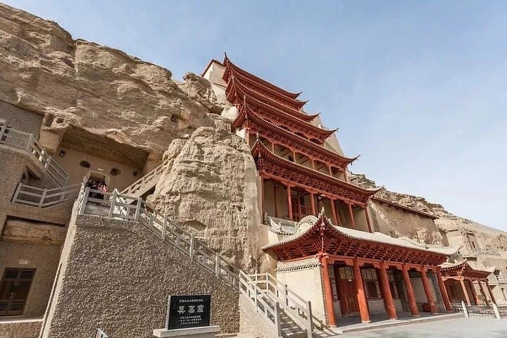 3-Day Private Silk Road Tour: Dunhuang, Mogao Grottoes & Han Dynasty Passes photo 3