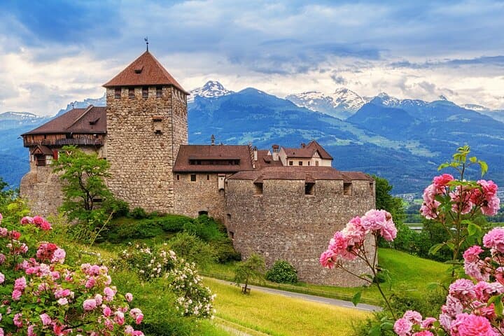 Appenzell, Heidiland & Vaduz Day Tour from Zurich — Cheese, Chocolate and Alpine Views photo 3
