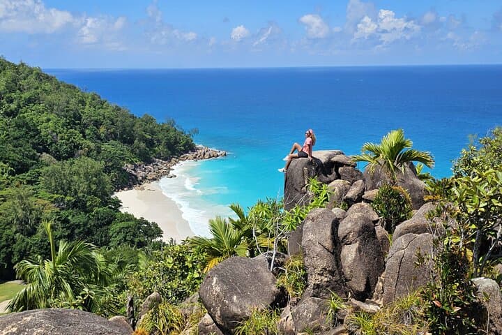 Private Praslin Island Tour: Hike Fond Ferdinand, Beaches & Coco de Mer