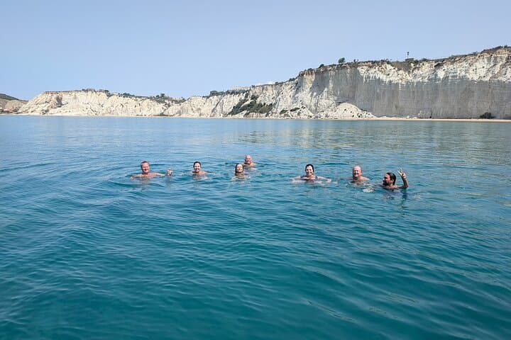 Private Boat Tour to Scala dei Turchi with Aperitif from San Leone photo 4