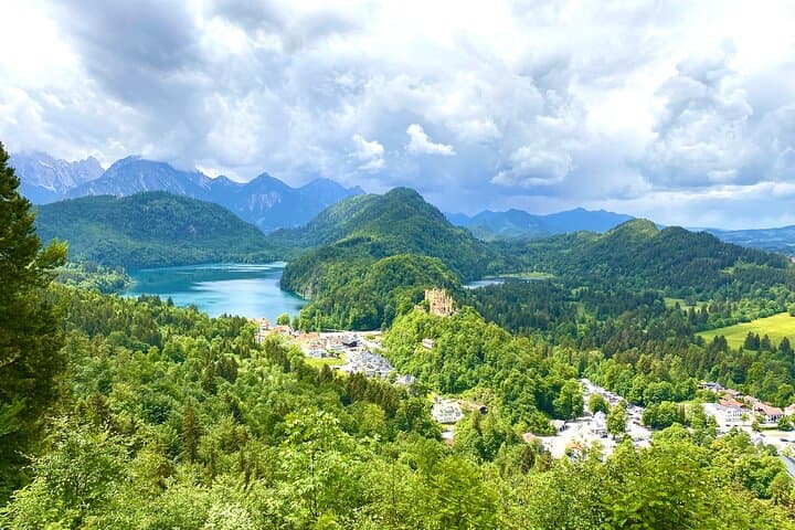 Private Full-Day Tour to Neuschwanstein & Linderhof from Munich photo 3
