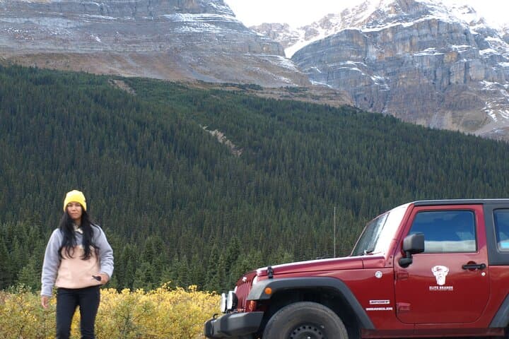 Hidden Gems on the Icefields Parkway: Private Banff & Jasper Guided Tour photo 2