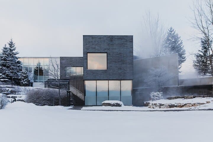 Strom Spa Nuns' Island: Authentic Thermal Circuit on the St. Lawrence