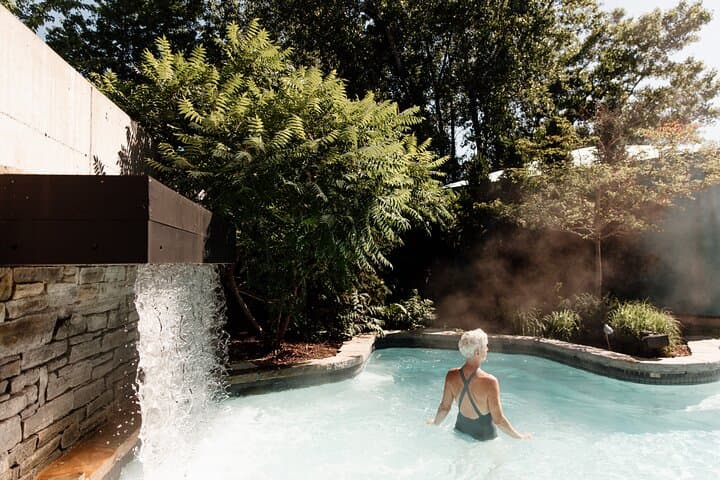 Strom Spa Nuns' Island: Authentic Thermal Circuit on the St. Lawrence photo 2