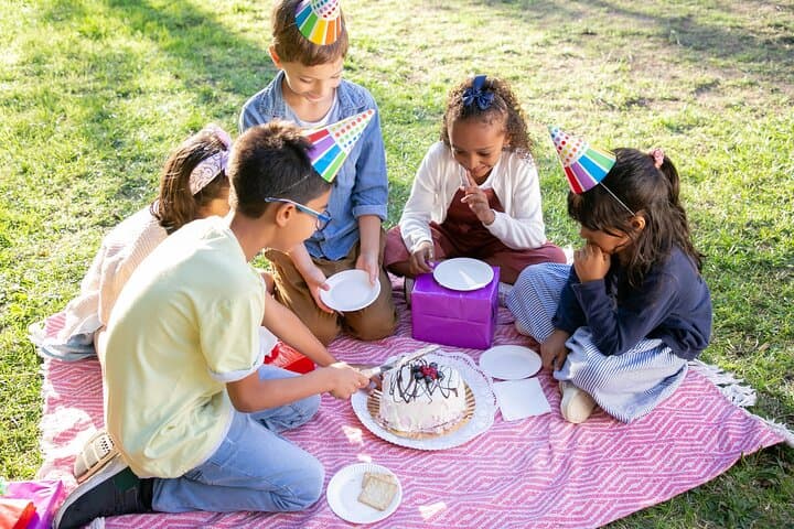 Downtown Pensacola Birthday Scavenger Hunt: Interactive Self-Guided Party photo 4