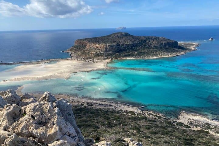 Balos Lagoon & Gramvousa Private Boat Trip — Swim, Snorkel and Climb the Venetian Fortress photo 2
