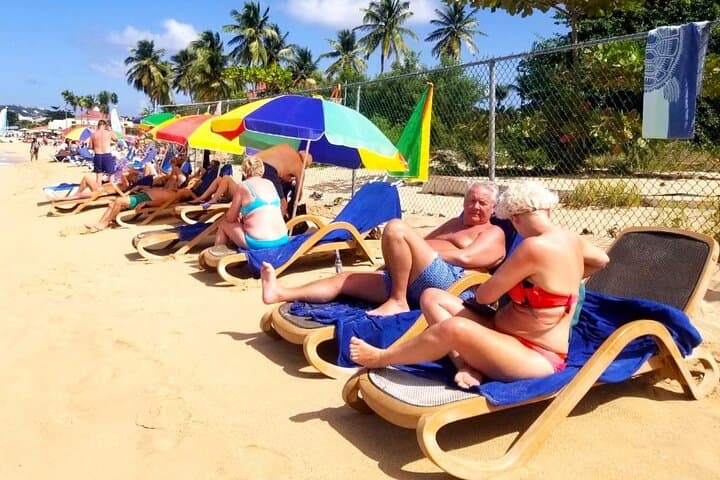 St. Lucia Paradise Beach Day: Beach Chairs, Umbrellas & Round-Trip Transport