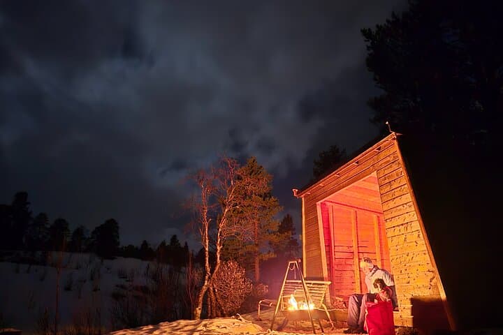 Starlit Adventure in Vikran: Tromsø Northern Lights Bonfire Hike