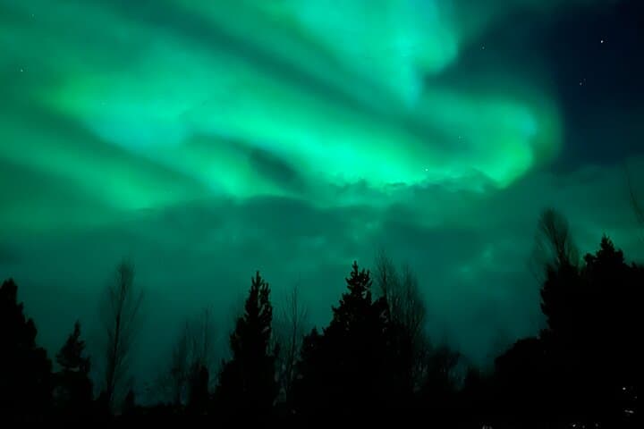 Starlit Adventure in Vikran: Tromsø Northern Lights Bonfire Hike photo 2