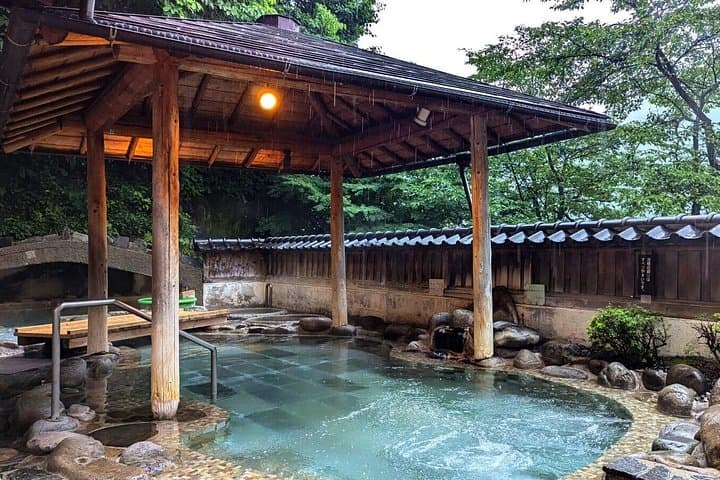 One-Day Gero Onsen Tour from Takayama: Hot Springs, River Walks & Cultural Stops photo 1