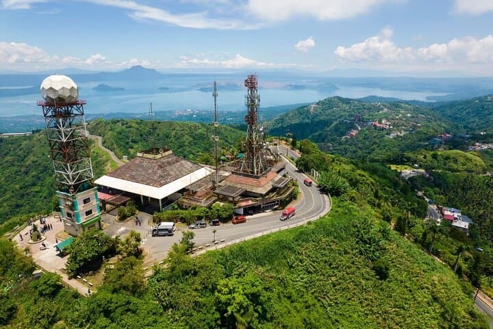 Tagaytay & Taal Volcano Boat Ride: Day Tour to Taal Crater Lake photo 4