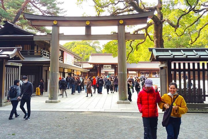 Inside Meiji Jingu: Private 2-Hour Shrine & Shinen Garden Walk in Harajuku photo 2