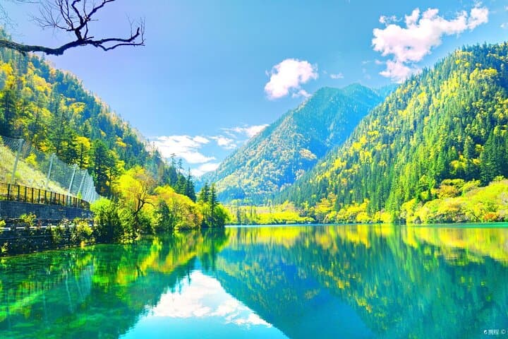 Classic 3-Day Jiuzhaigou & Huanglong Private Tour