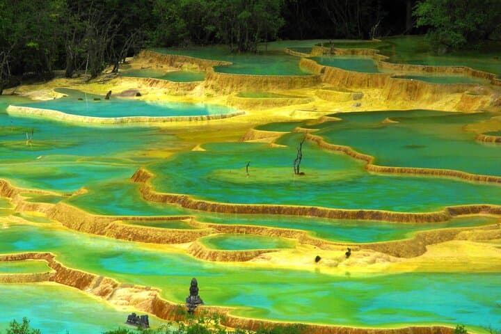 Classic 3-Day Jiuzhaigou & Huanglong Private Tour photo 5