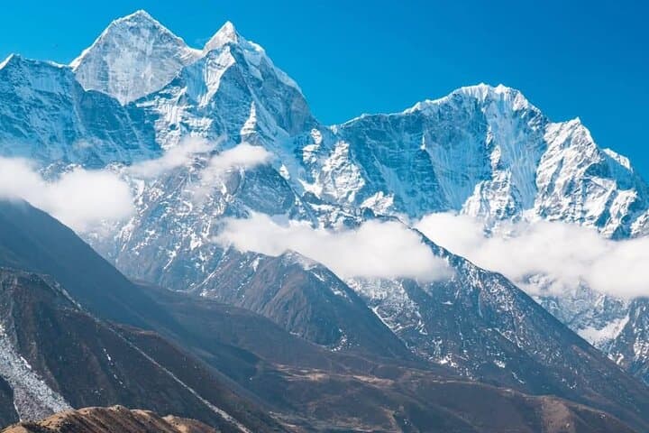 14-Day Everest Base Camp Trek: Complete Guide to the Classic Himalayan Route photo 5