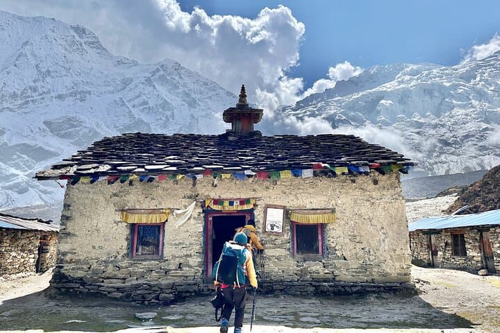 Manaslu Circuit Trek: 12-Day Himalayan Loop Over Larkya La