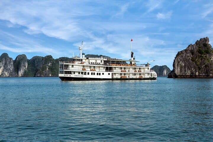 Emeraude Classic 2-Day Overnight Cruise in Ha Long Bay photo 6
