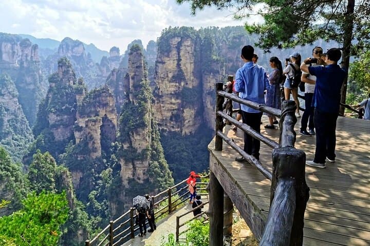 4-Day Zhangjiajie Highlights Tour: Bailong Elevator, Glass Bridge & Tianmen Mountain photo 4