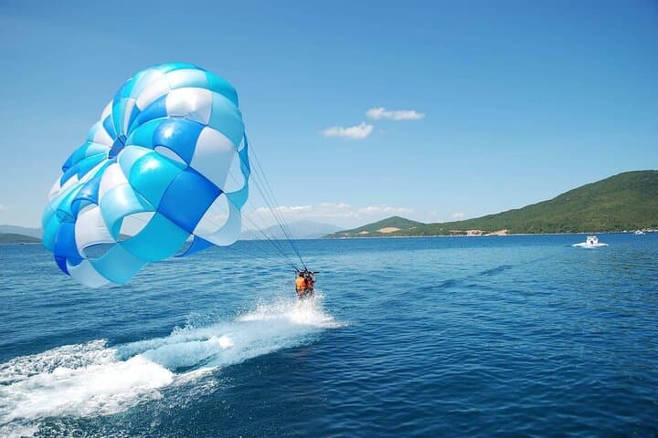 Nha Trang Snorkeling & Fishing: Mun Island Marine Park, BBQ Lunch & Mini Beach photo 1