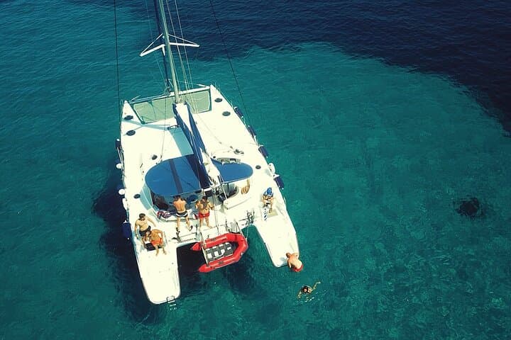 Full-Day Catamaran Sailing in Halkidiki: Turquoise Beaches and Greek Flavors