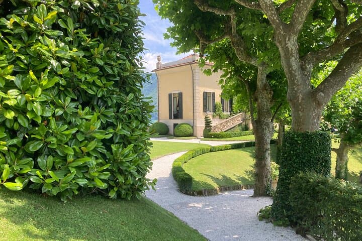 Be the First: Luxury Lecco Cruise & Early-Access Villa del Balbianello photo 6