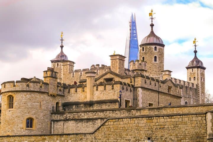 Meet a Beefeater: Exclusive Tower of London VIP Encounter photo 2