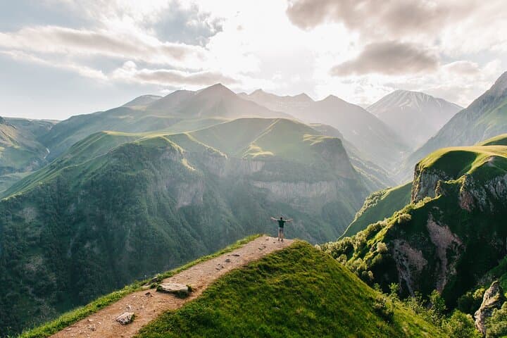Tbilisi to Kazbegi Day Trip: Gergeti Trinity Church & Khinkali Masterclass photo 4