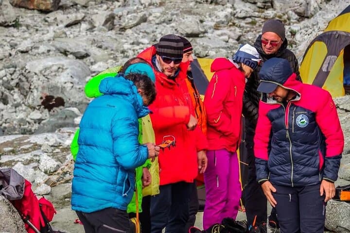 Mountaineering Course on Nevado Yanapaccha — 4-Day Glacier Skills & Summit photo 5