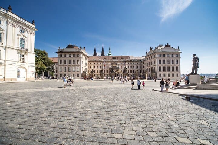 Prague in a Day: Charles Bridge, Vltava Cruise & Prague Castle Tour