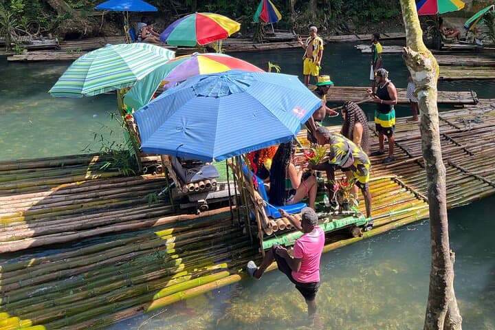 Bamboo Rafting and Rick's Café: Raft, Reef, and Sunset Cliff Diving from Montego Bay photo 6