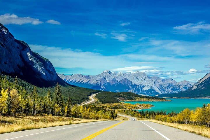 3-Day Small-Group Tour: Lake Louise, Moraine Lake & Columbia Icefield photo 3